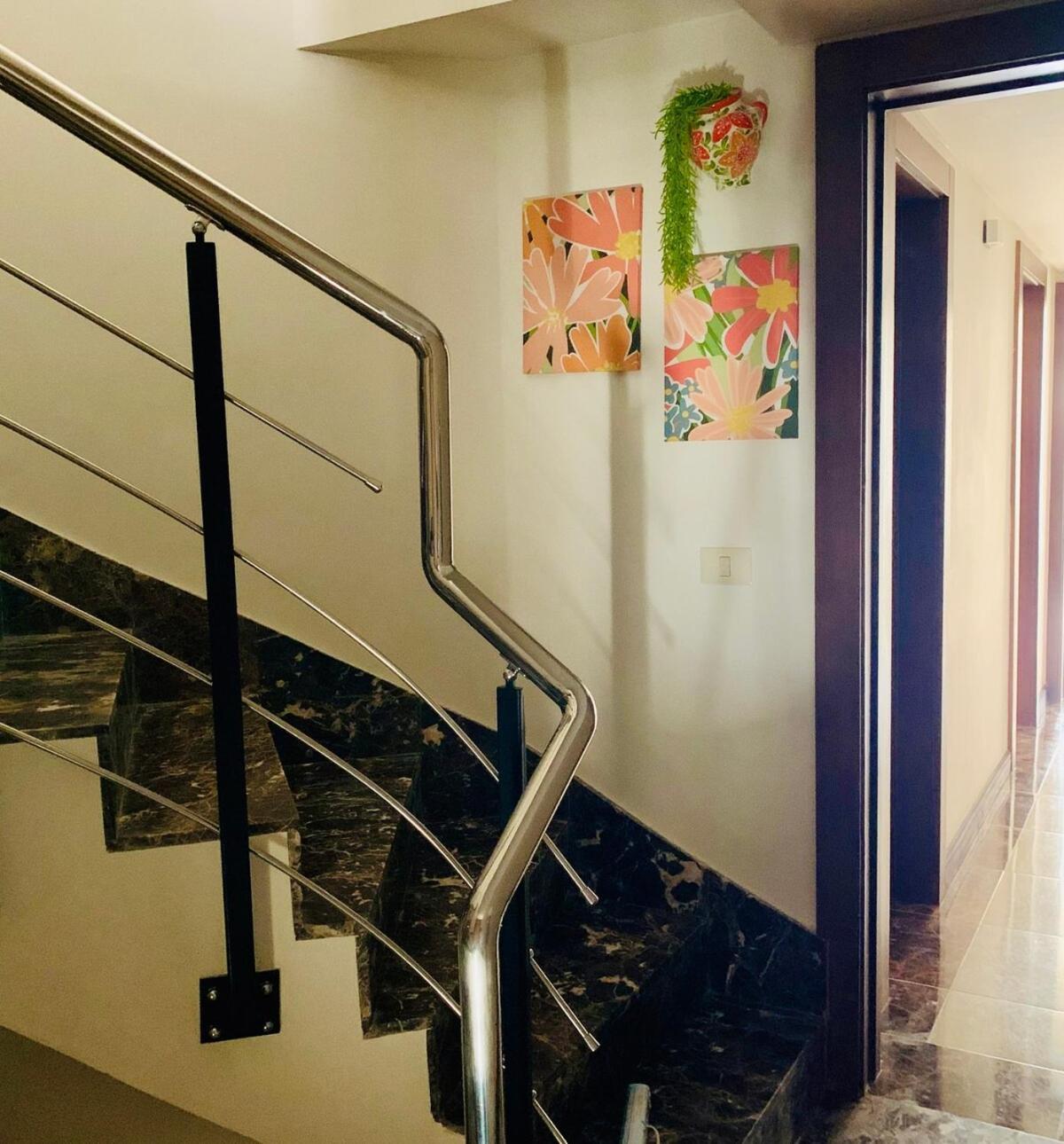 Adorable Sunny With Free Pool And Mall Access Cairo